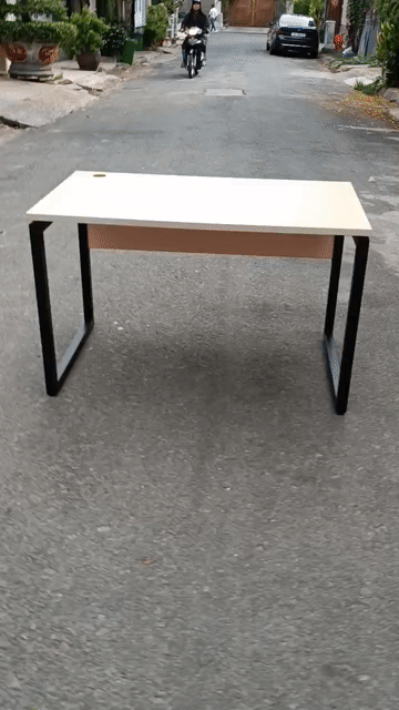 Bàn làm việc chân sắt 1m2x70cm,bàn học chân sắt. Mua bán Đồ dùng văn phòng tại Quận Bình Thạnh Tp Hồ Chí Minh được đăng bởi Kho Nội thất Cũ Mới Phú Nhàn hình 1