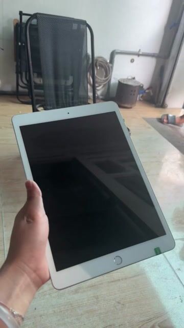 iPad Gen 8 32GB 4G, màn hình lớn, bảo hành 1 tháng. Mua bán Máy tính bảng tại Thành phố Biên Hòa Đồng Nai được đăng bởi Trâm hình 1