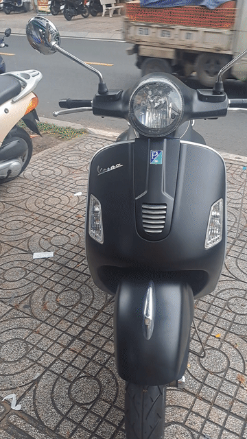 Vespa GTS 125 Fi Nhập Ý 2011. xe đẹp máy zin. Mua bán Xe máy tại Quận Bình Thạnh Tp Hồ Chí Minh được đăng bởi Thanh Luật hình 1