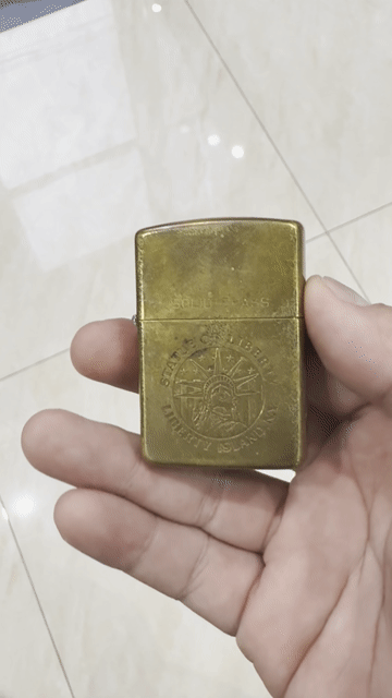 Bật lửa Zippo Liberty Đồng Vàng đồng. Mua bán Đồ sưu tầm, đồ cổ tại Thành phố Vũng Tàu Bà Rịa - Vũng Tàu được đăng bởi Trường hình 1