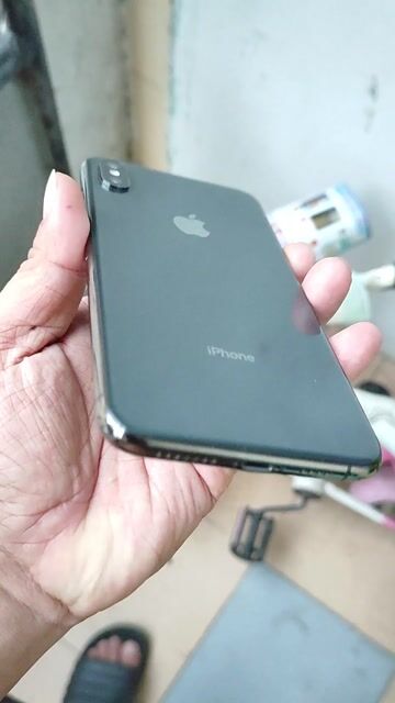 Apple iPhone XS Max Đen 99% nguyên zin. Mua bán Điện thoại tại Quận Hải Châu Đà Nẵng được đăng bởi hieu nguyen  hình 1