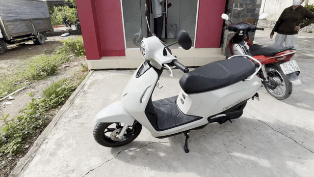 VinFast Evo Grand 2026 Xanh oliu 4500 km. Mua bán Xe máy tại Huyện Thạnh Hóa Long An được đăng bởi minh tuấn hình 1