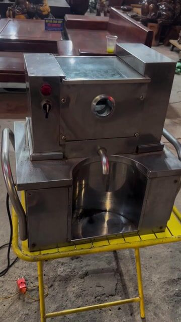 Máy ép mía Thép không gỉ Bạc. Mua bán Đồ chuyên dụng, Giống nuôi trồng tại Thành phố Thuận An Bình Dương được đăng bởi Mau Nguyen hình 1