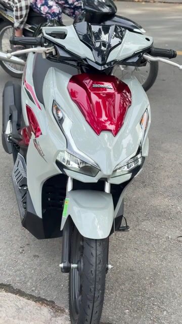 Ab 125 2025 Xám Xi Măng 3000km. Mua bán Xe máy tại Thành phố Biên Hòa Đồng Nai được đăng bởi Xe Máy Sơn Trung Duy hình 1