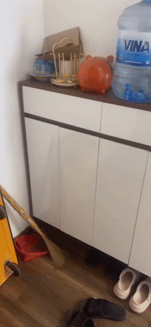 Tủ giày dép gỗ ép 1m2x1m1x27cm Mới. Mua bán Tủ, kệ gia đình tại Quận Hoàng Mai Hà Nội được đăng bởi Tên chưa cung cấp hình 1