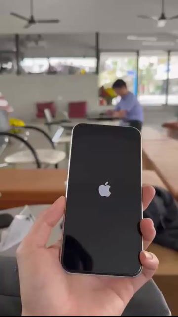 Apple iPhone 11 64GB Trắng Nguyên Zin. Mua bán Điện thoại tại Huyện Long Thành Đồng Nai được đăng bởi Đức Nguyễn hình 1