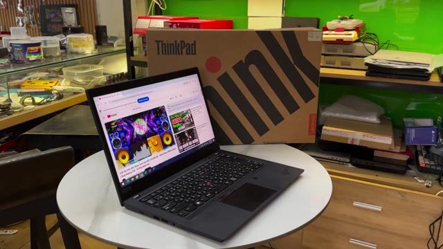 ThinkPad T14 Gen 2 16Gb siêu bền bỉ fullbox. Mua bán Laptop tại Quận Hải Châu Đà Nẵng được đăng bởi LinhNguyenMedia IIO Nguyễn Hữu Thọ XV năm I địa chỉ  hình 1