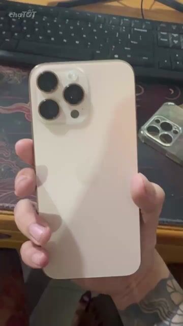 Apple iPhone 16 Pro Max 256GB. Mua bán Điện thoại tại Huyện Ba Tri Bến Tre được đăng bởi liem hình 1