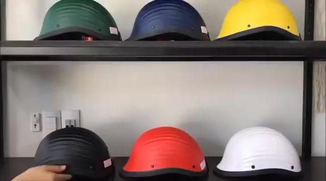 Mũ bảo hiểm nữ Đen. Mua bán Phụ kiện thời trang khác tại Quận Thanh Xuân Hà Nội được đăng bởi Nguyễn Đức Anh hình 1