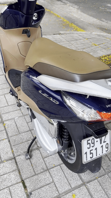 Lead 125 2015 Bstp .Chính Chủ (zin đẹp 90/100). Mua bán Xe máy tại Quận 12 Tp Hồ Chí Minh được đăng bởi Cầm đồ Phát  hình 1