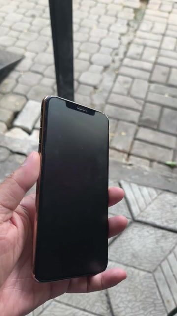 iPhone 11 Pro Max 64GB Vàng Đã sử dụng. Mua bán Điện thoại tại Huyện Hóc Môn Tp Hồ Chí Minh được đăng bởi Henry hình 1