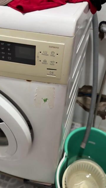 Máy giặt Electrolux 7kg cửa ngang Trắng cũ. Mua bán Máy giặt tại Quận 8 Tp Hồ Chí Minh được đăng bởi Mạnh Kỳ Hựu Trần hình 1