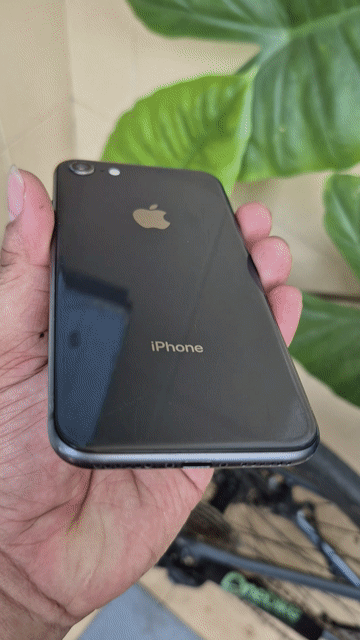 iPhone 8 64GB Đen. Mua bán Điện thoại tại Quận Hải Châu Đà Nẵng được đăng bởi hieu nguyen  hình 1