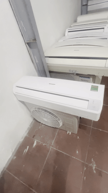 Điều hòa Sharp Inverter cũ 9000-18000 BTU. Mua bán Máy lạnh, điều hoà tại Quận Thanh Xuân Hà Nội được đăng bởi e huy 168 nguyễn xiển hình 1