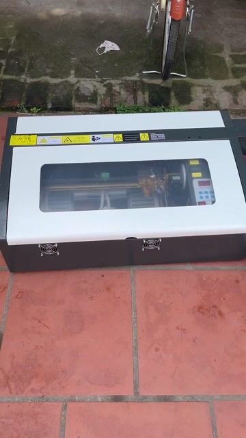 Máy khắc dấu laser Cos Mini mới. Mua bán Đồ chuyên dụng, Giống nuôi trồng tại Huyện Khoái Châu Hưng Yên được đăng bởi Nguyệt Bùi hình 1