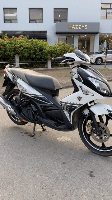 Yamaha Nouvo LX Trắng đen 2012. Mua bán Xe máy tại Quận Nam Từ Liêm Hà Nội được đăng bởi Minh Minh hình 1