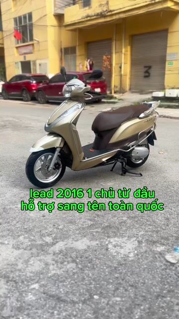 Honda Lead 2016 125cc 12000km Vàng. Mua bán Xe máy tại Quận Cầu Giấy Hà Nội được đăng bởi Xe Máy Đoàn Văn Cam Kết Đúng Ảnh Đúng Biển Đúng Giá Trị hình 1