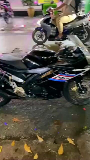 Yamaha R15 FI Đen Đã qua sử dụng. Mua bán Xe máy tại Quận Gò Vấp Tp Hồ Chí Minh được đăng bởi trương hồng ngân hình 1