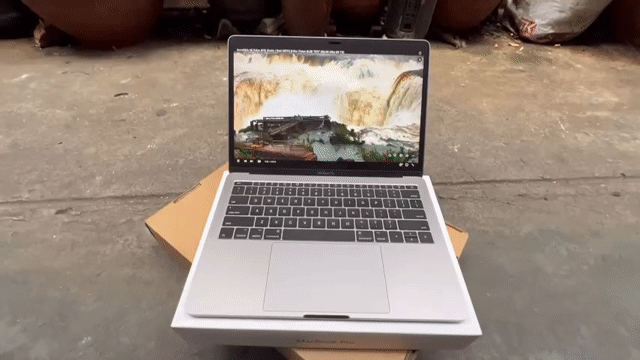 PRO 2017 13'' KÈM HỘP ZIN / CORE I7 / 16G / 512GB. Mua bán Laptop tại Quận 3 Tp Hồ Chí Minh được đăng bởi Tèo hình 1