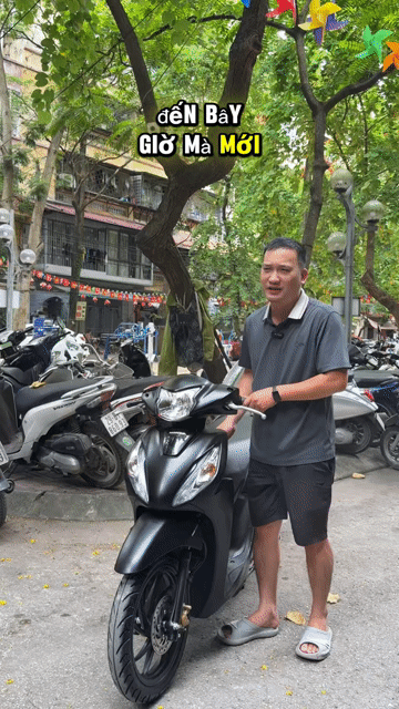 Honda Vision Đặc Biệt 2022 chuẩn 2.400km. Mua bán Xe máy tại Quận Ba Đình Hà Nội được đăng bởi Xe Máy Nam Thi hình 1