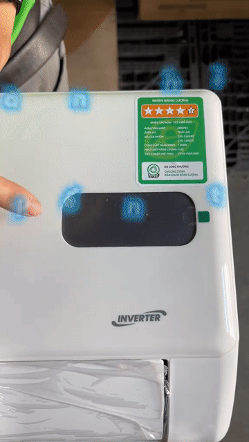 new nguyên thùng Máy lạnh Comfee Inverter 1.5 HP . Mua bán Máy lạnh, điều hoà tại Quận 7 Tp Hồ Chí Minh được đăng bởi anh tú hình 1