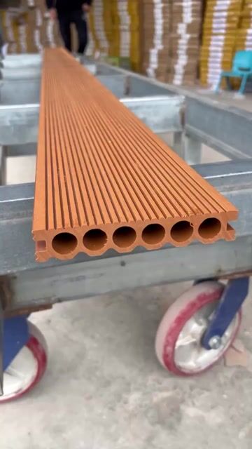 Sàn gỗ ngoài trời Gỗ nhựa. Mua bán Nội thất, đồ gia dụng khác tại Huyện Hoài Đức Hà Nội được đăng bởi Hoàng Thượng Long hình 1