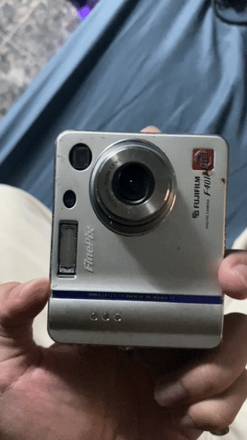 Máy ảnh Fujifilm FinePix F401. Mua bán Máy ảnh, Máy quay tại Quận 10 Tp Hồ Chí Minh được đăng bởi Nguyễn Thanh Sơn hình 1