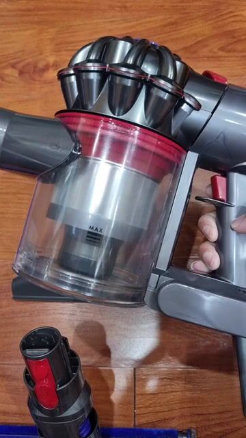 Hút bụi dyson V8 used đẹp