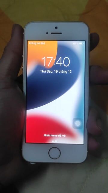 Apple iPhone SE 64GB Xám, Vàng. Mua bán Điện thoại tại Quận 8 Tp Hồ Chí Minh được đăng bởi Nguyễn Hồng Quang hình 1