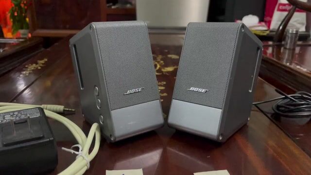 Loa vi tính Bose M2 Monitor - full zin. Mua bán Tivi, Âm thanh tại Quận 7 Tp Hồ Chí Minh được đăng bởi Nguyễn Thuận Minh hình 1