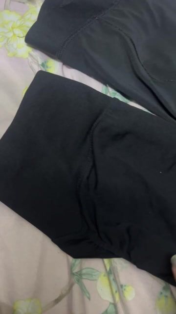 Quần tập thể dục nữ Đen. Mua bán Quần áo tại Quận 1 Tp Hồ Chí Minh được đăng bởi Đồng Ý Nhi hình 1
