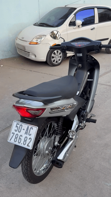 Wave A 50cc 2025 Bạc 5.000km Chính Chủ bstp 99%. Mua bán Xe máy tại Quận Bình Tân Tp Hồ Chí Minh được đăng bởi Cửa Hàng Xe Máy Gia Kiệt hình 1