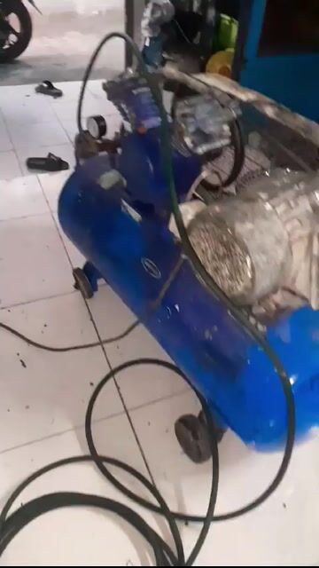 Máy bơm hơi 100 lít 2 ngựa. Mua bán Đồ chuyên dụng, Giống nuôi trồng tại Huyện Bình Chánh Tp Hồ Chí Minh được đăng bởi Thảo Minh hình 1