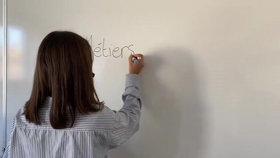 Bref   filière  relation client