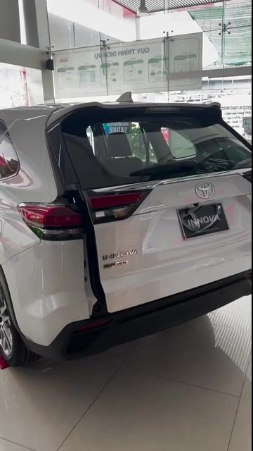 INNOVA CROSS | Tặng bảo hiểm | Phụ Kiện. Mua bán Ô tô tại Thành phố Thủ Đức Tp Hồ Chí Minh được đăng bởi Hiếu Trả Góp Xe hình 1