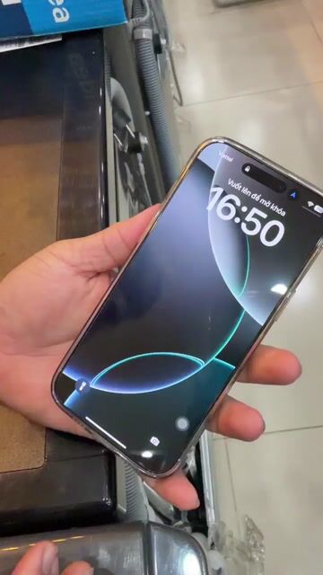 Apple iPhone 16 Pro Max Trắng. Mua bán Điện thoại tại Huyện Phú Giáo Bình Dương được đăng bởi Minh Hiếu Trương hình 1