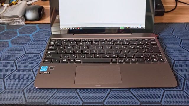 ASUS Transformer Book T100HA 4GB/64GB. Mua bán Laptop tại Quận 12 Tp Hồ Chí Minh được đăng bởi Mr. Son hình 1