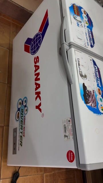 Tủ đông mát Sannaky inverter 260L hàng lướt. Mua bán Tủ lạnh tại Quận 6 Tp Hồ Chí Minh được đăng bởi Công Ty TNHH TM DV VT Kỹ Thuật  Hoàng Phúc hình 1