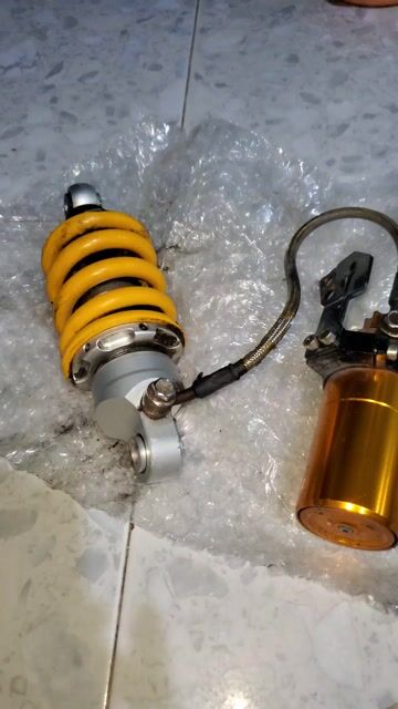 Cần bán phuộc OLIN'S có bình dầu dành cho Exciter. Mua bán Phụ tùng xe tại Huyện Hóc Môn Tp Hồ Chí Minh được đăng bởi Nguyễn quận hình 1