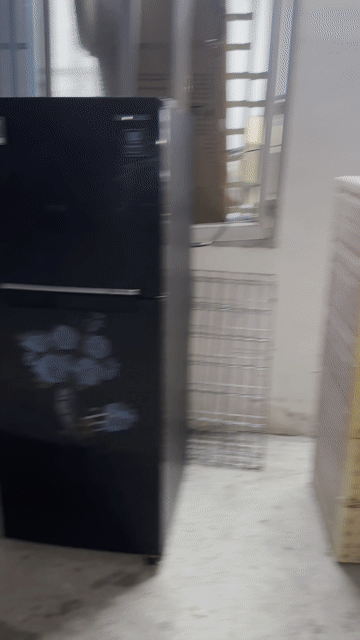 Tủ lạnh Samsung Digital Inverter Đen tiết kiệm điệ. Mua bán Tủ lạnh tại Huyện Bến Lức Long An được đăng bởi Phú Nguyễn hình 1