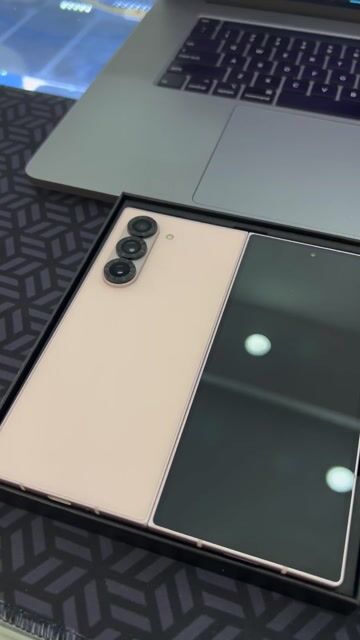 Samsung Z Fold 6 12GB/256GB 99% Công Ty NGUYÊN BẢN. Mua bán Điện thoại tại Quận 5 Tp Hồ Chí Minh được đăng bởi BVTMOBILE HỆ THỐNG BÁN LẺ UY TÍN hình 1