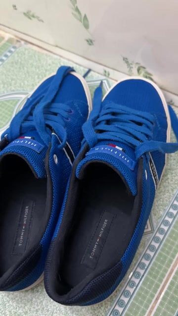 Giày thể thao Tommy Hilfiger. Mua bán Giày dép tại Quận Bình Thuỷ Cần Thơ được đăng bởi Thầy Tiến 2hand hình 1