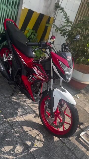 Honda Sonic 2020 Đỏ Trắng Đen. Mua bán Xe máy tại Thành phố Long Xuyên An Giang được đăng bởi Thịnh Phát Xe Máy hình 1