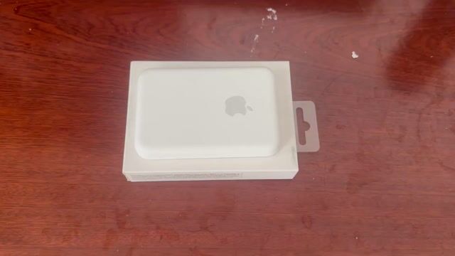 Pin dự phòng Apple Magsafe chính hãng. Mua bán Phụ kiện (Màn hình, Chuột...) tại Quận Ninh Kiều Cần Thơ được đăng bởi Tạ Minh Phương hình 1