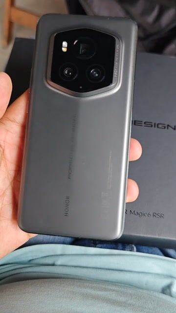 Honor Magic 6RSR Porsche 24/1tb quốc tế gốc fulbox. Mua bán Điện thoại tại Quận 10 Tp Hồ Chí Minh được đăng bởi Sky Nguyen hình 1