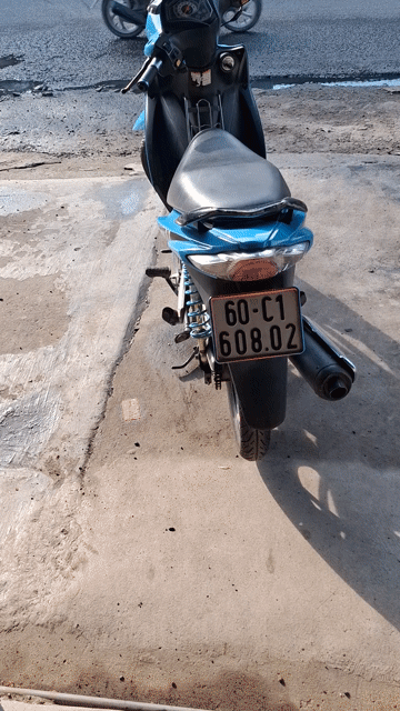 Suzuki màu Xanh dương. Mua bán Xe máy tại Thành phố Thủ Đức Tp Hồ Chí Minh được đăng bởi trần sang hình 1
