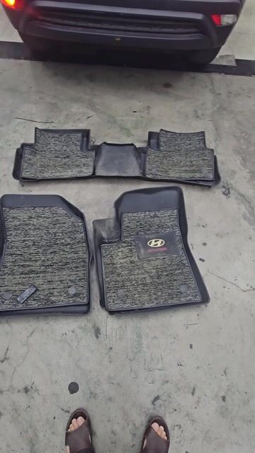 Thảm lót sàn Hyundai Creta Da Cao su. Mua bán Phụ tùng xe tại Thành phố Thủ Dầu Một Bình Dương được đăng bởi MR hoàng hình 1