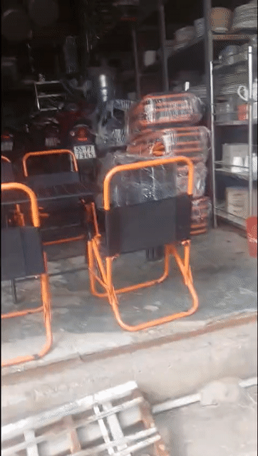 15 BỘ BÀN GHẾ SẮT XẾP CAFÉ MỚI 95% GIÁ RẼ 500 K. Mua bán Bàn ghế tại Quận Tân Bình Tp Hồ Chí Minh được đăng bởi ĐỒ CŨ SÀI GÒN hình 1