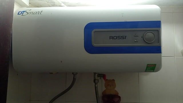Bình nóng lạnh Rossi DSmart 20 lít Trắng xanh. Mua bán Thiết bị vệ sinh, nhà tắm tại Quận Hoàng Mai Hà Nội được đăng bởi Tên chưa cung cấp hình 1