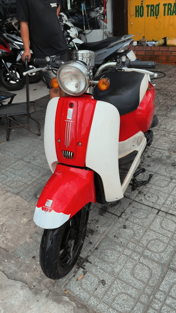 Cree 50cc Đỏ Trắng. Mua bán Xe máy tại Thành phố Thủ Đức Tp Hồ Chí Minh được đăng bởi ÔTÔ XE MÁY THÁI HOÀ  hình 1